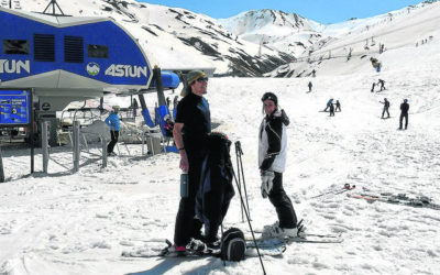 Despidiendo la temporada de esquí en manga corta